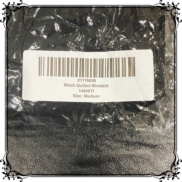 IN STYLE Black Quilted A-Line Mini Skirt - Size Jr. Med. / Great For Fall! - Picture 9 of 10